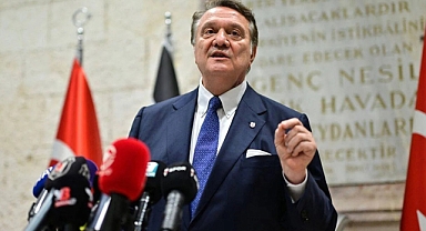 Beşiktaş'ta Sular Durulmuyor, Hasan Arat İstifa Etti